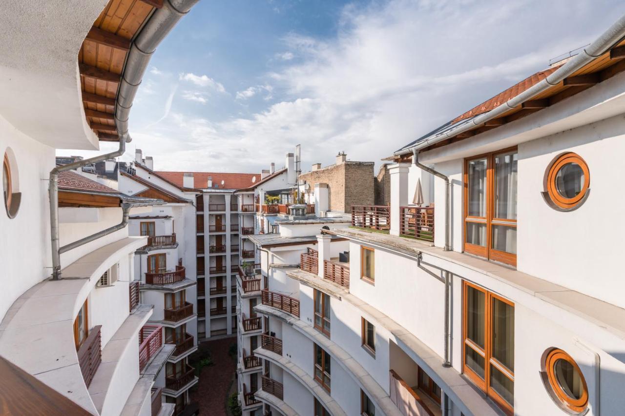 Lovag Charming Apartment In The Center-Ac Budapest Exterior photo