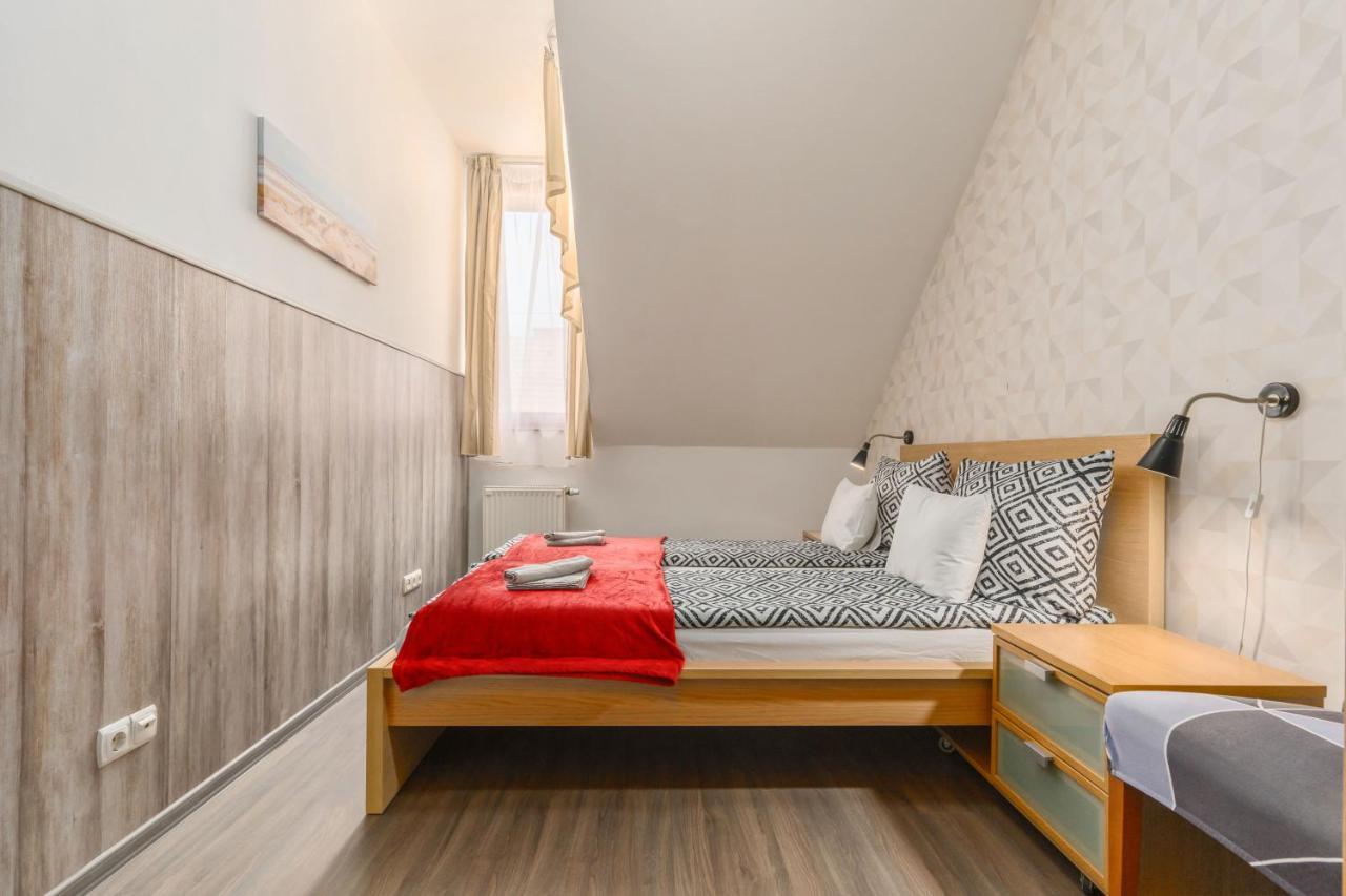 Lovag Charming Apartment In The Center-Ac Budapest Exterior photo